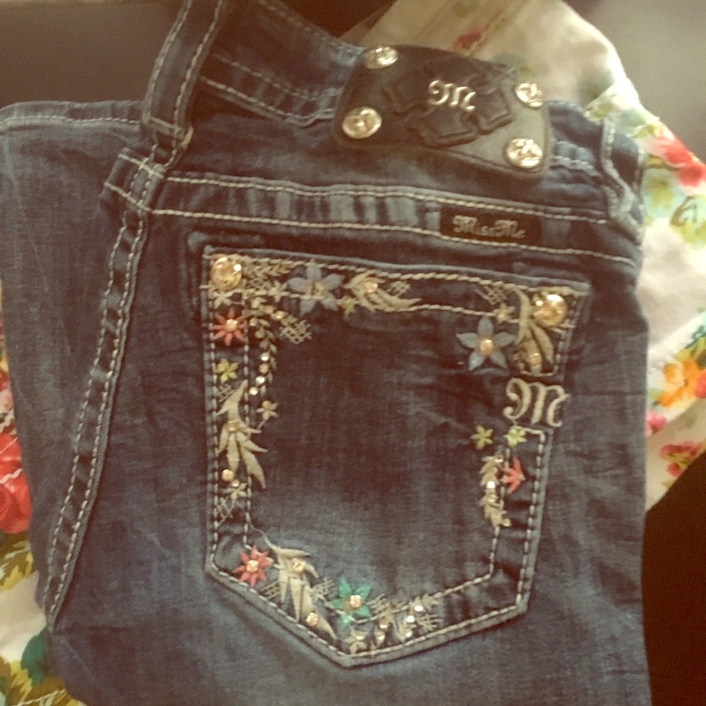 Miss me jeans like NEW!